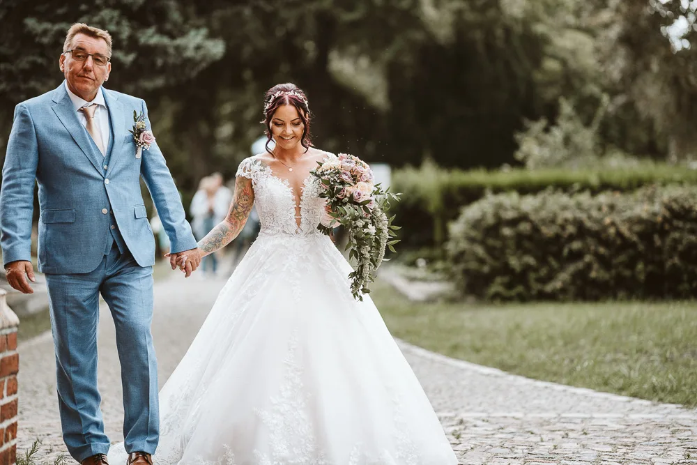 Braut und Brautvater