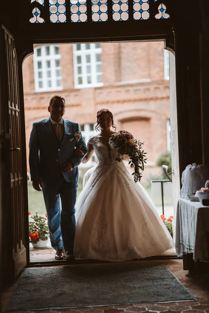 Braut und Brautvater